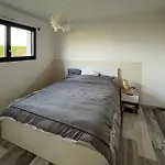 Дом отдыха Awesome In With Wifi